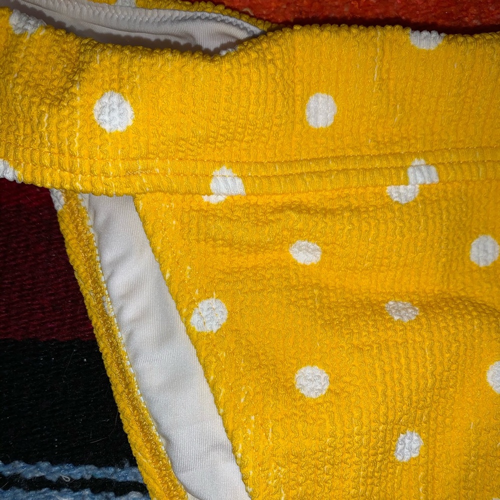 high leg polka dot bikini💛medium bottom small top - Picture 4 of 8